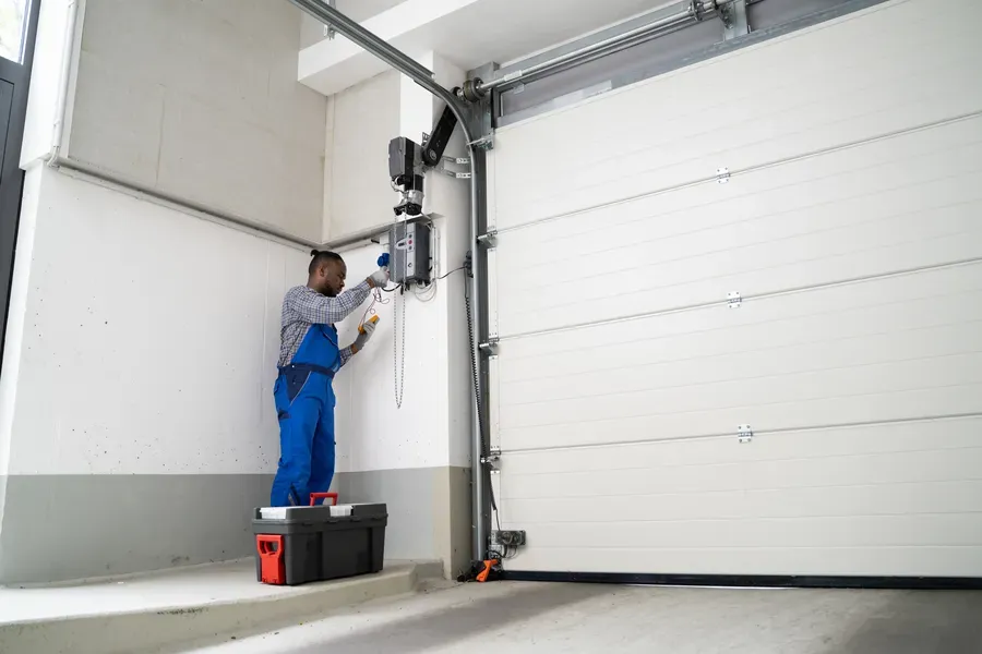 Understanding The Mechanics Of Garage Door Openers in Huntley, IL Understanding The Mechanics Of Garage Door Openers in Huntley, IL
